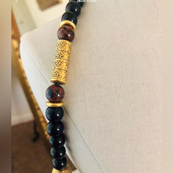 Beautiful 1928 Black Glass necklace - Picture 4 of 11